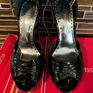 BCBG Girl Black Patent Shoe 7.0